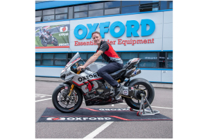 OXFORD textilní koberec pod motocykl RACE XL rozměr 240 x 103 cm splňující předpisy FIM